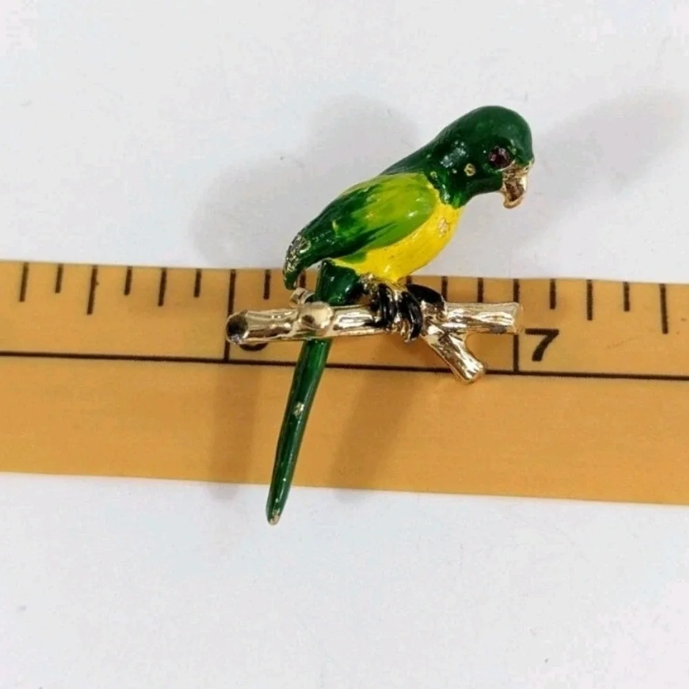 Vintage Enameled Parrot‎ Bird Brooch Pin Costume Jewelry Fashion Jungle Taiwan